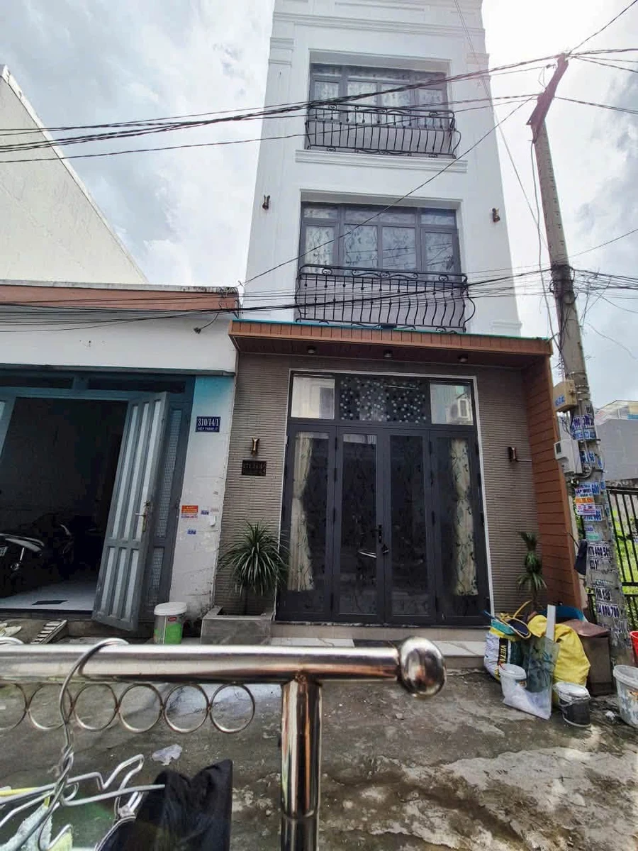 Bán nhà 4 phòng ngủ 4x10m, 40m² tại Quận 12 - Ảnh 1