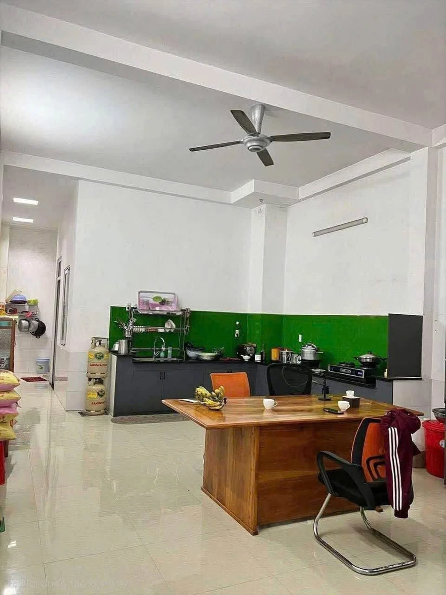 Bán nhà mặt tiền 163 Y Moan, 80m², 4 phòng ngủ, giá 9,7 tỷ, Buôn Ma Thuột - Ảnh thu nhỏ 3