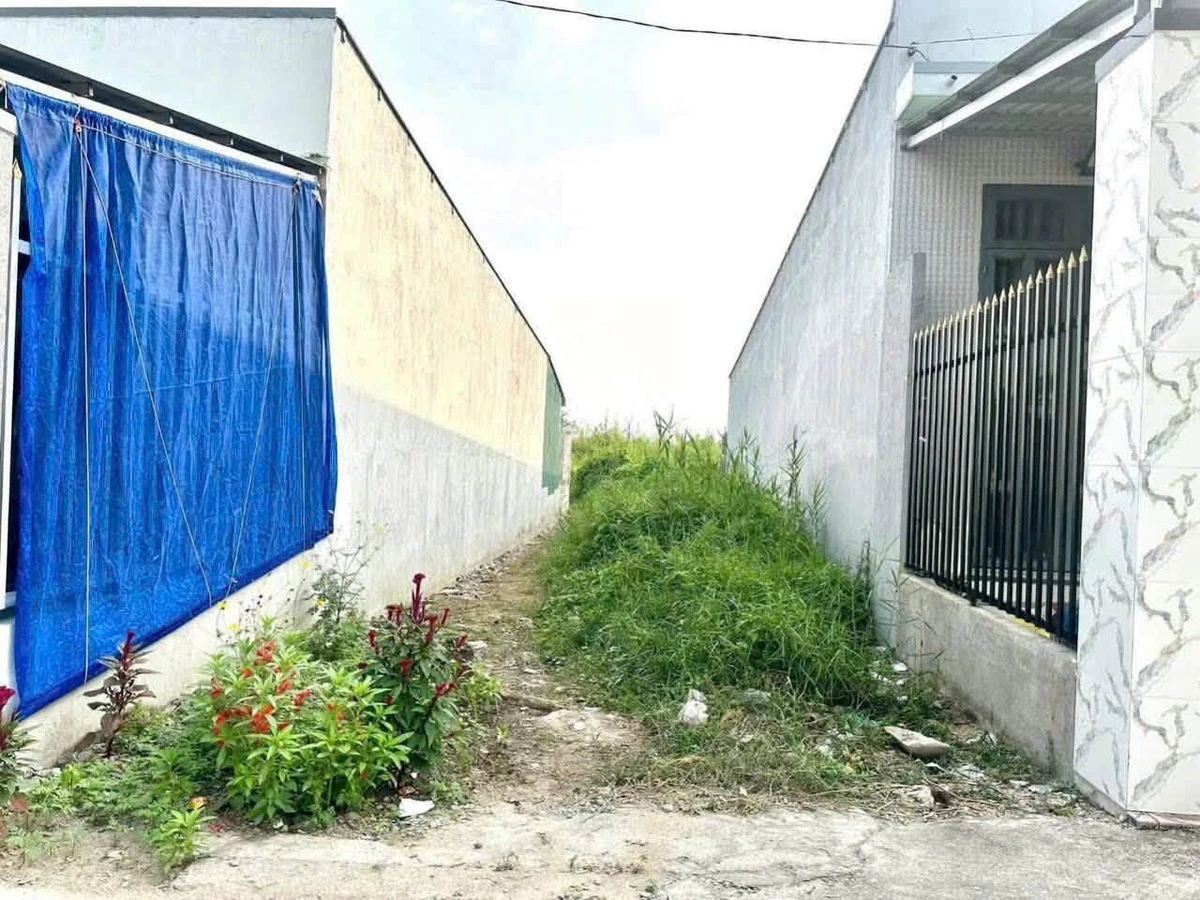 Bán lô đất thổ cư 5x28 hẻm Lê Minh Xuân, Long An - Ảnh thu nhỏ 2