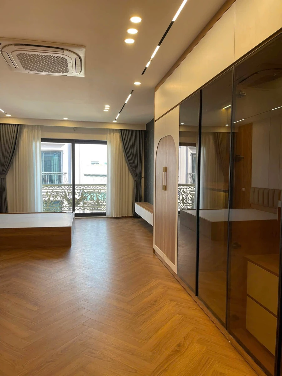 Bán nhà 6 tầng thang máy Long Biên, 58m2, full nội thất - Ảnh thu nhỏ 3