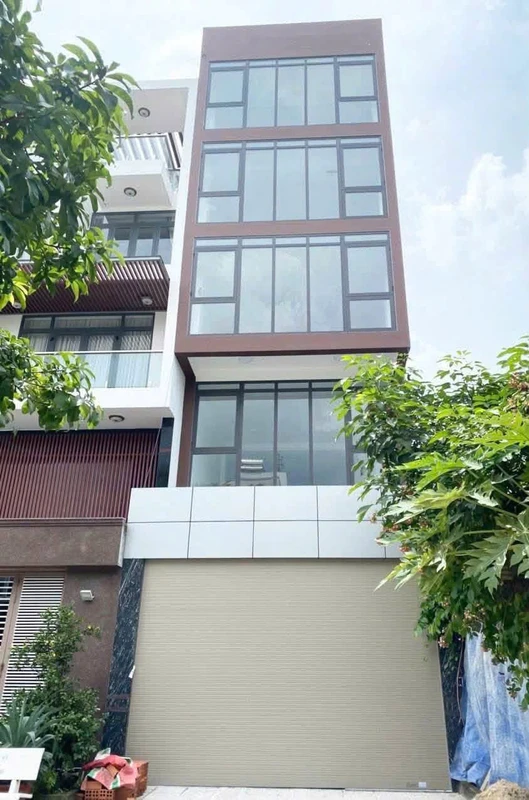 Cho thuê văn phòng 100m² mặt tiền Trần Lựu 100 triệu/tháng