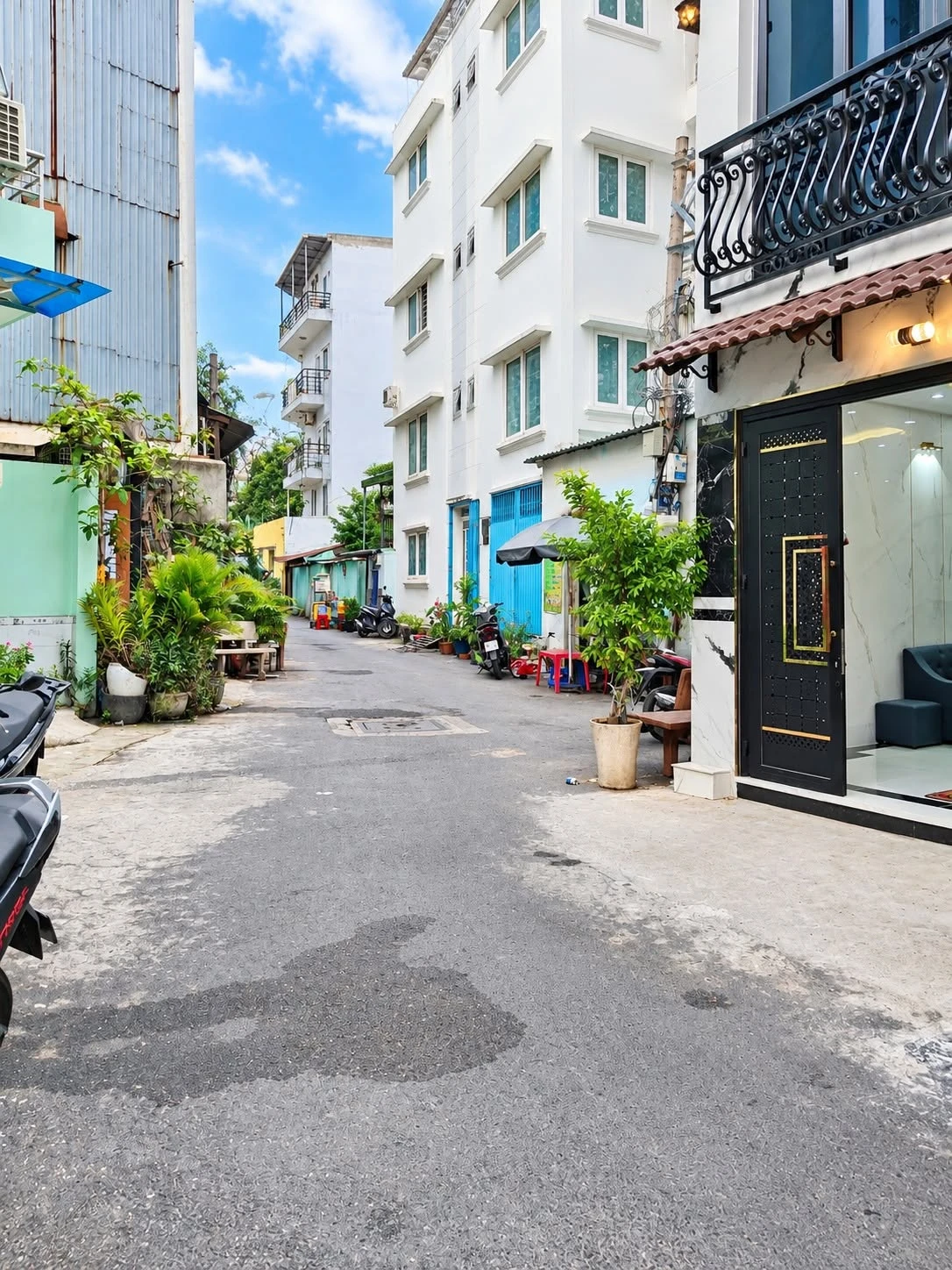 Bán nhà góc 2 mặt tiền 40m2, 2 tầng 3PN, ô tô đậu nhà, Phan Văn Trị, Gò Vấp - Ảnh 1