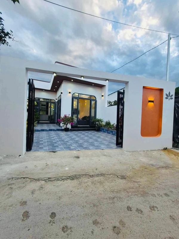 Bán nhà 3PN sân vườn 102m² Diên Khánh Khánh Hòa 1,55 tỷ