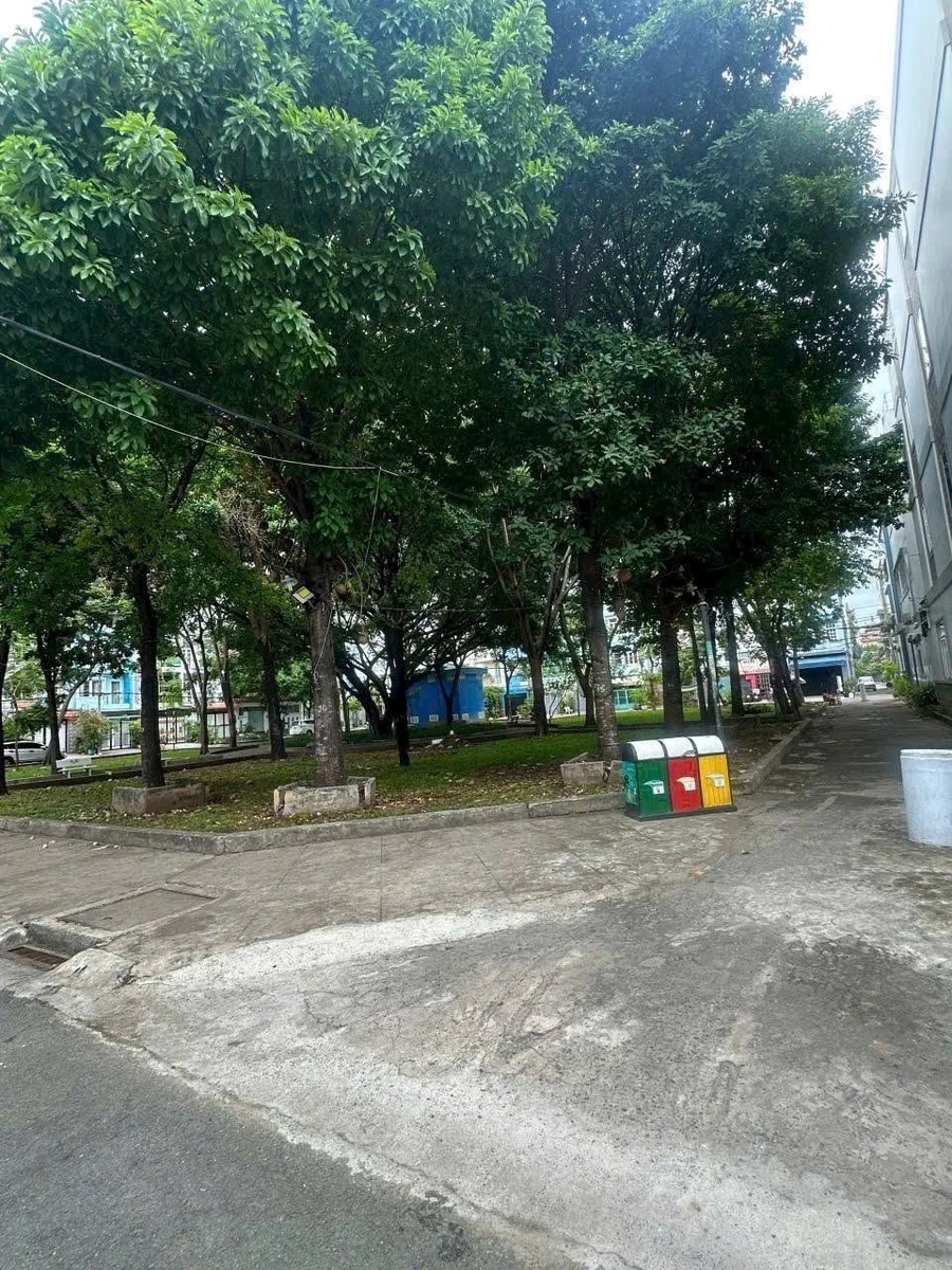Bán lô đất mặt tiền đường nội bộ khu Tên Lửa 4x22,5m giá 7,7 tỷ, gần nhà thờ Pholô - Ảnh 1