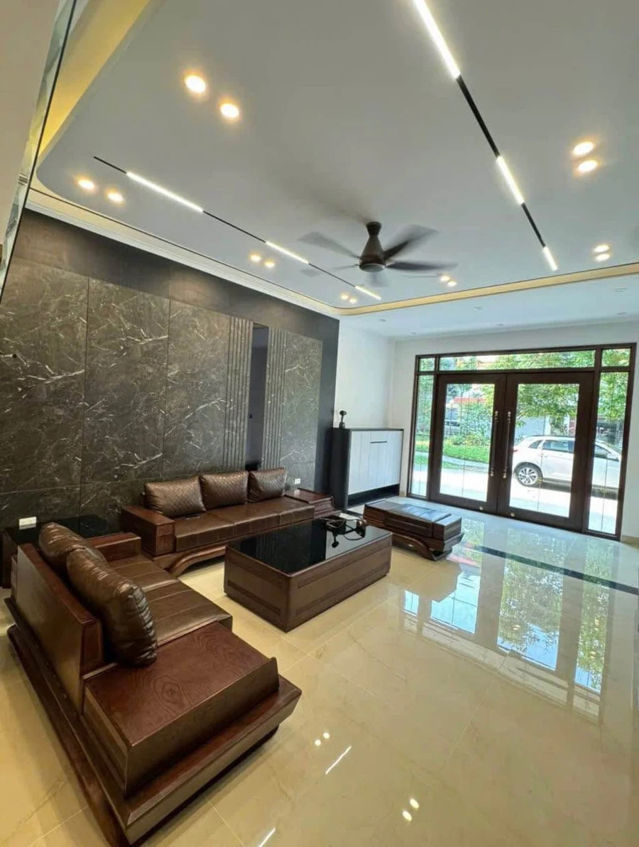 Nhà 3 tầng 80m² view công viên KĐT Bình Minh, 7 tỷ - Ảnh 1