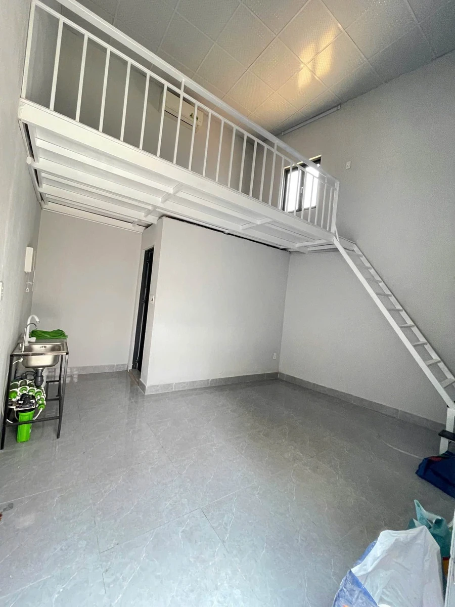 Bán nhà kiệt 2 phòng ngủ 75m2 Tôn Đản Quận 1 - Ảnh thu nhỏ 2