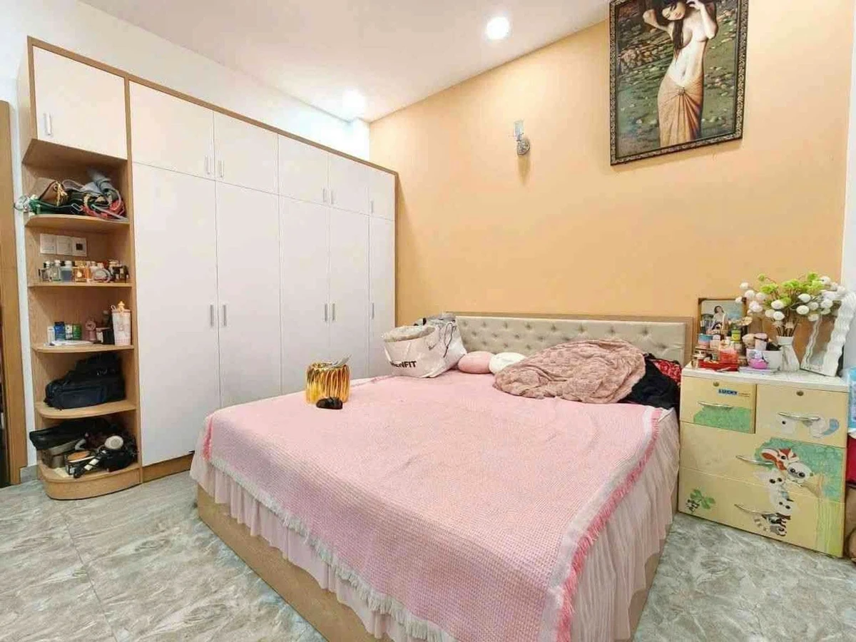 Bán nhà mặt tiền 2 tầng Nguyễn Bá Tòng 84m² gần Ngã tư Bảy Hiền, Tân Bình, giá 10,2 tỷ - Ảnh thu nhỏ 3