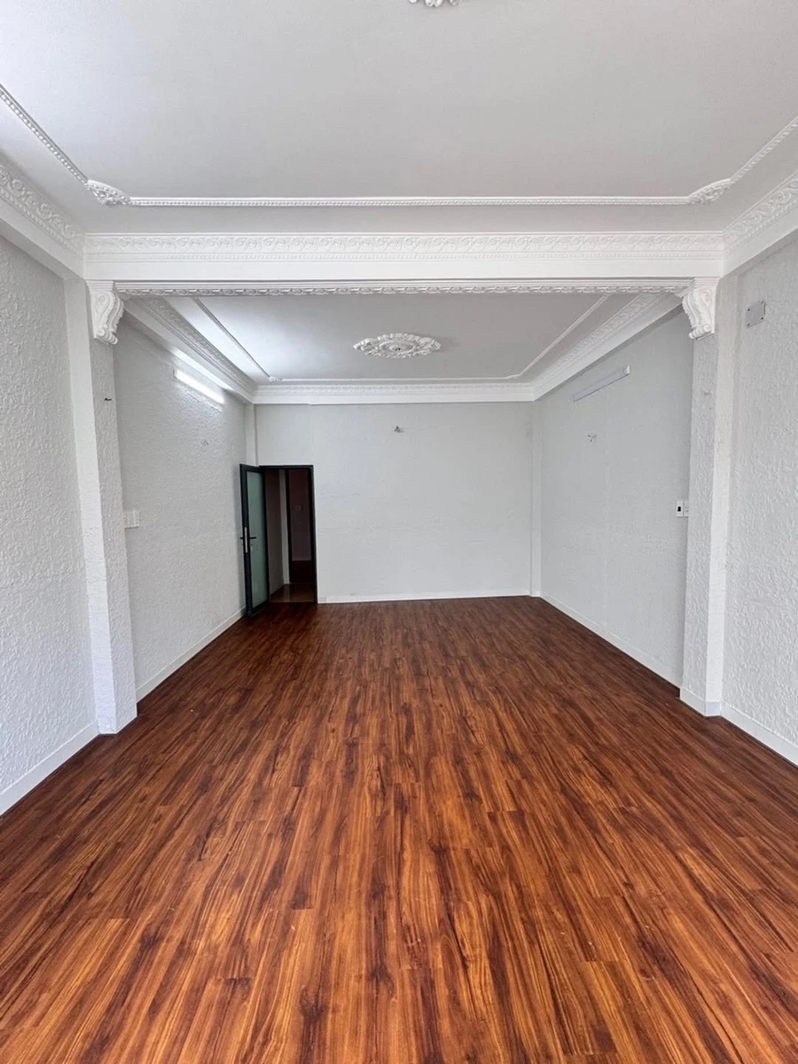 Bán shophouse mặt tiền Huỳnh Thúc Kháng 70m² dòng tiền 50 triệu/tháng - Ảnh 1