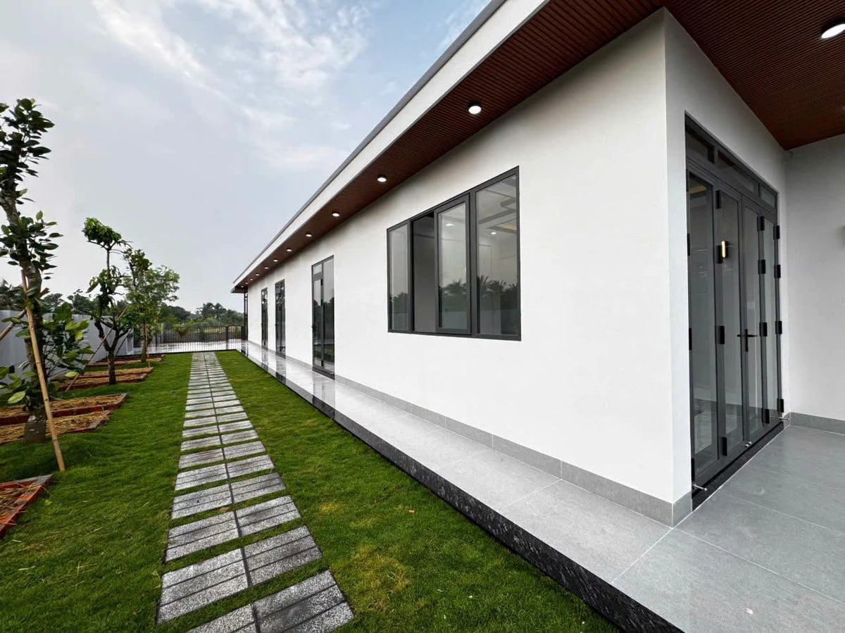 Bán nhà vườn 3 phòng ngủ mặt tiền kênh 638m² Rạch Giá - Ảnh thu nhỏ 4