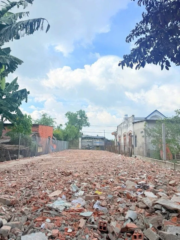 Bán lô đất mặt tiền Bình Nhâm 23, ngang 7m, 343m2, giá 5,85 tỷ, Thuận An