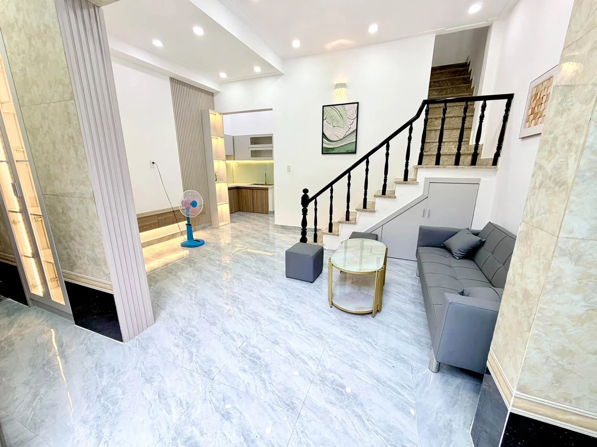 Nhà 3 tầng bán 5 tỷ 380 triệu, 39m² Quận 7 - Ảnh thu nhỏ 3