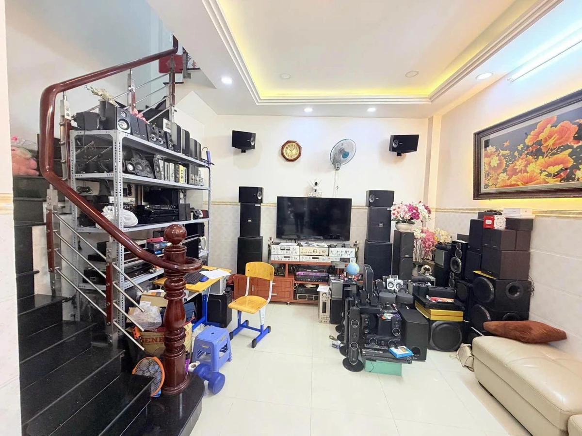 Bán nhà hẻm Nguyễn Tri Phương Q10, 40m2, 4 tầng, 8 tỷ - Ảnh 1
