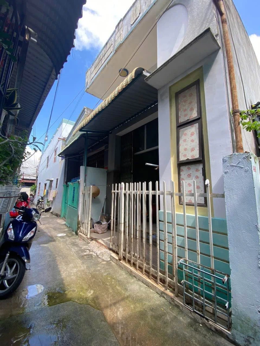 Bán nhà hẻm 42m2 1 tỷ 490 triệu Quy Nhơn - Ảnh 1