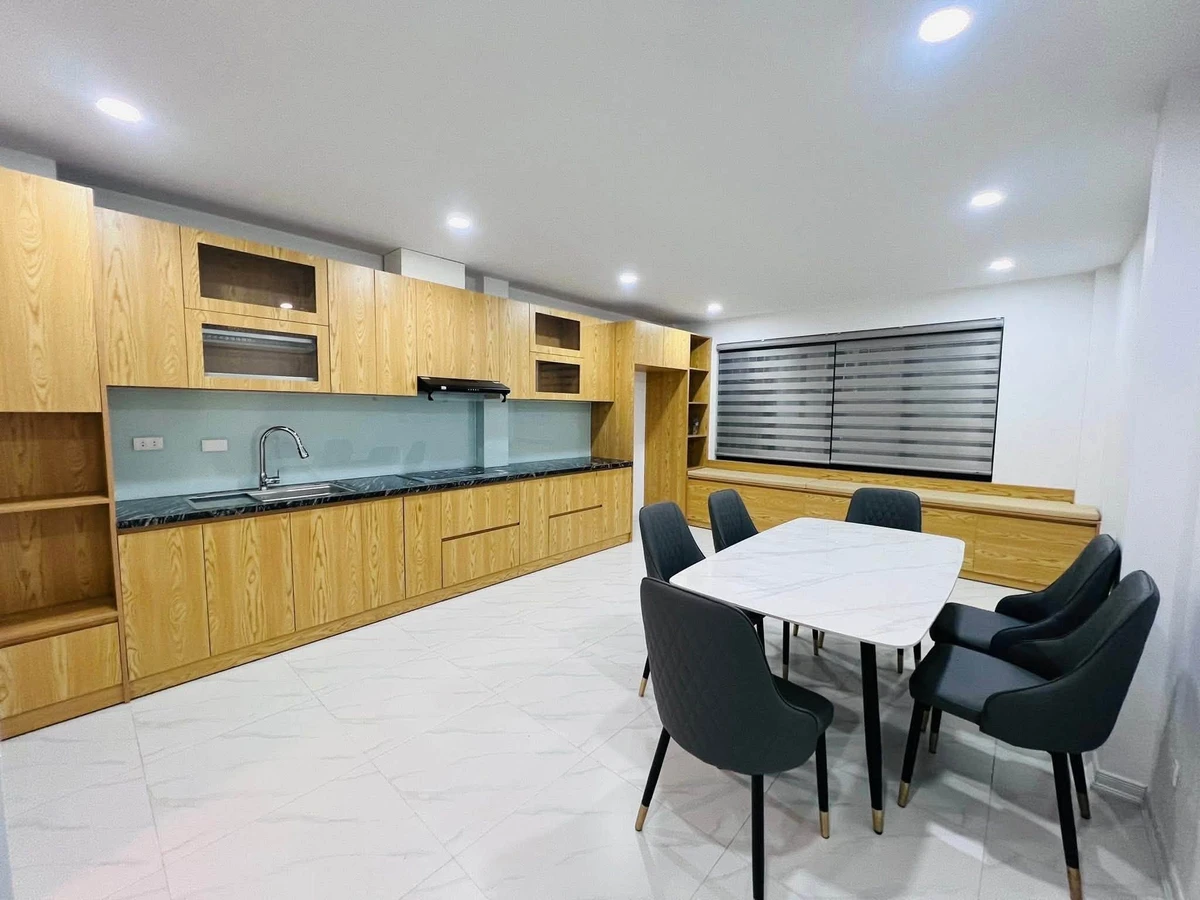 Bán nhà 6 tầng thang máy 40m2 MT 4.5m Tôn Thất Tùng hơn 9 tỷ - Ảnh thu nhỏ 2