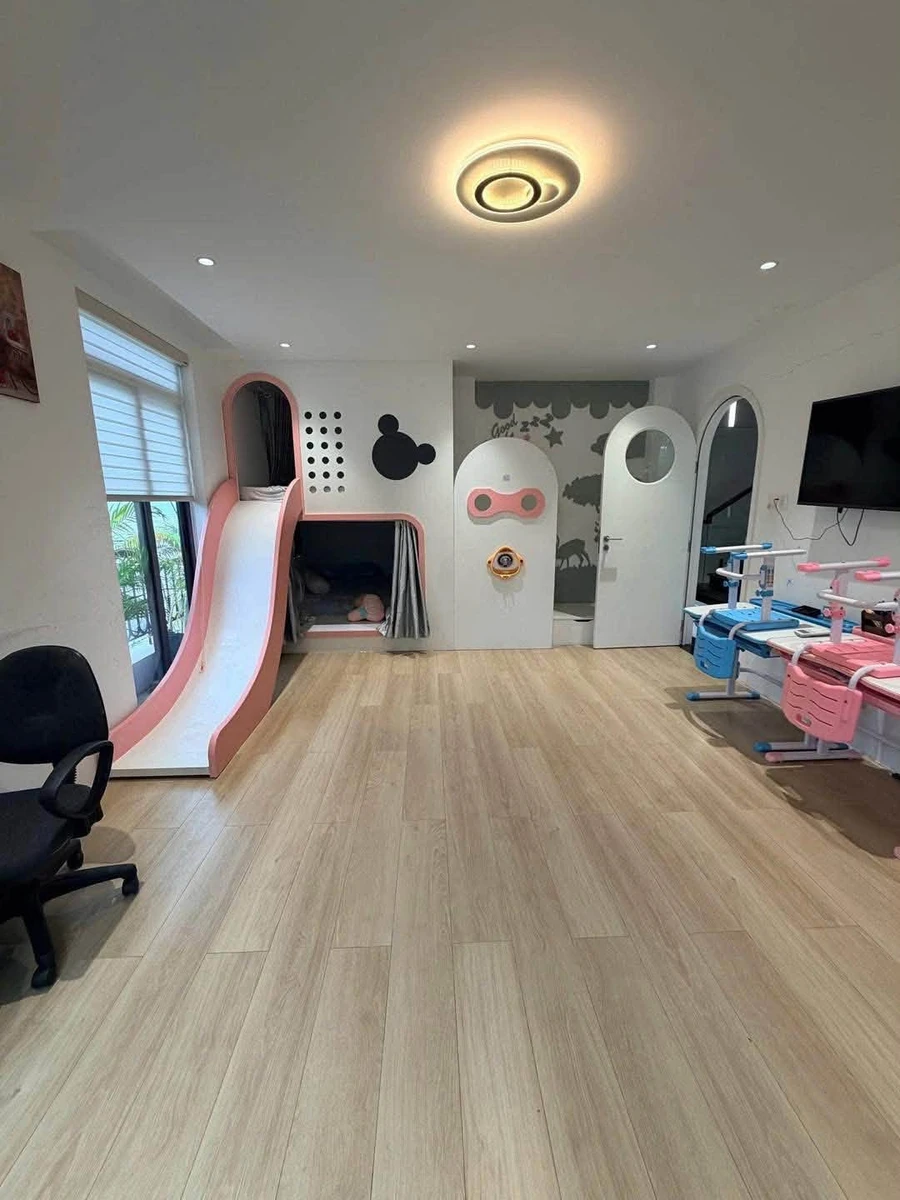 Bán biệt thự Bình Thạnh 185m² hồ bơi thang máy nội thất đầy đủ 36.5 tỷ - Ảnh thu nhỏ 4