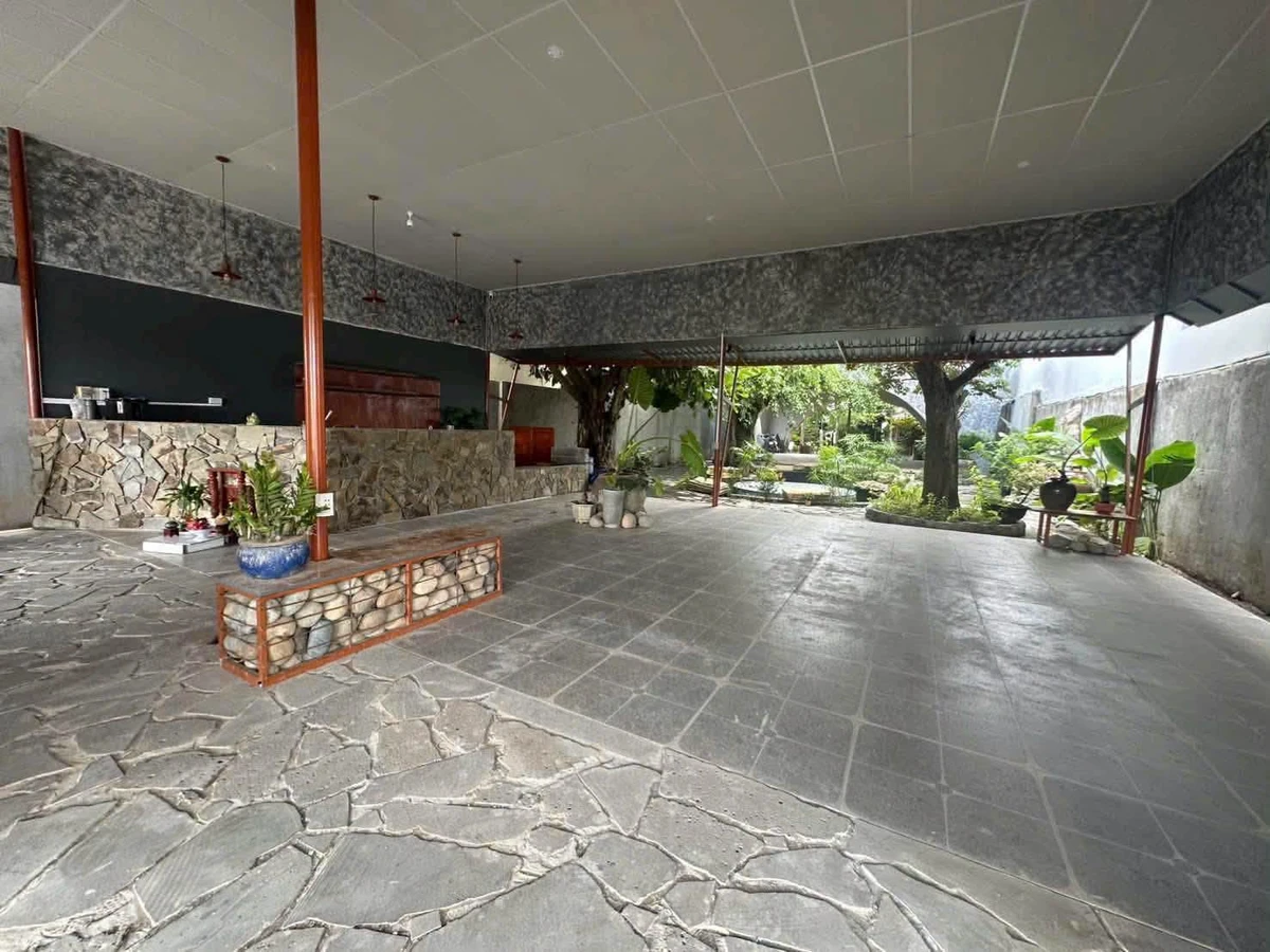 Nhà sân vườn bán Sóc Trăng 720m², mặt tiền Kênh 30/4 - Ảnh 1