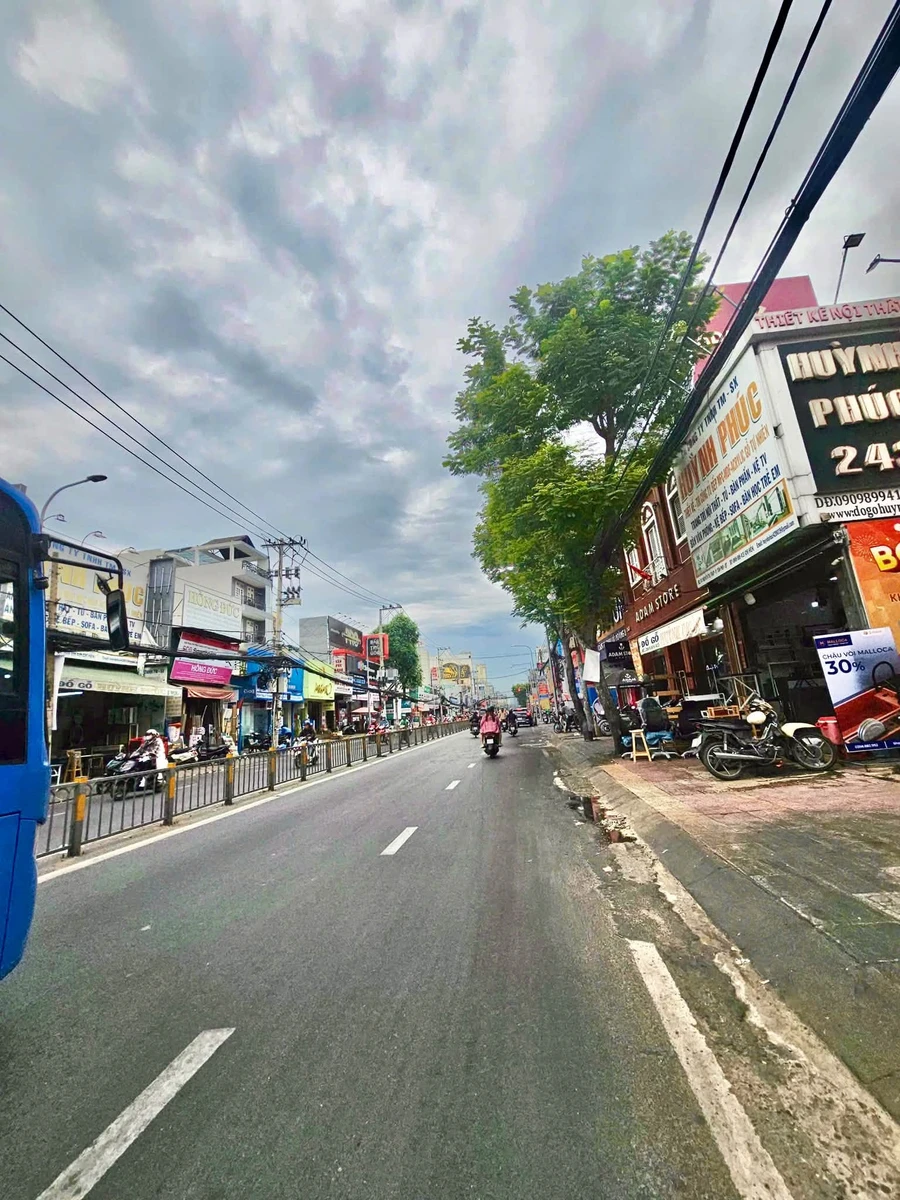 Bán mặt bằng kinh doanh 570m² Nguyễn Thị Thập, Quận 7 - Ảnh thu nhỏ 2