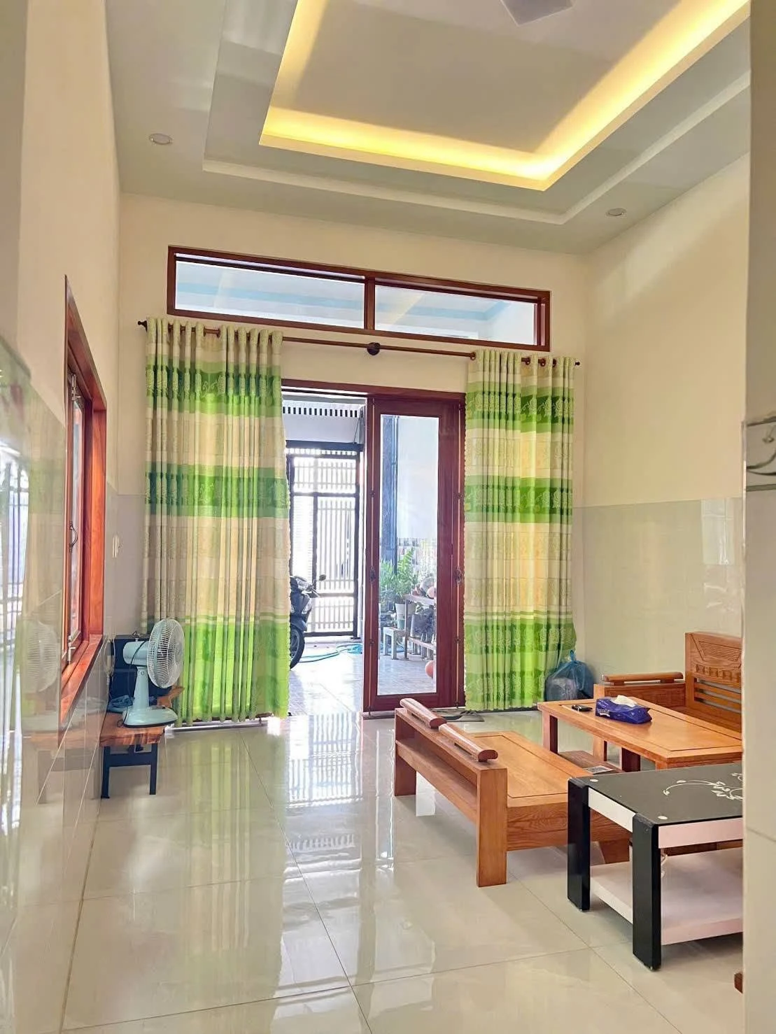 Bán nhà 3PN có sân vườn 200m² Đồng Khởi 3.99 tỷ - Ảnh 1