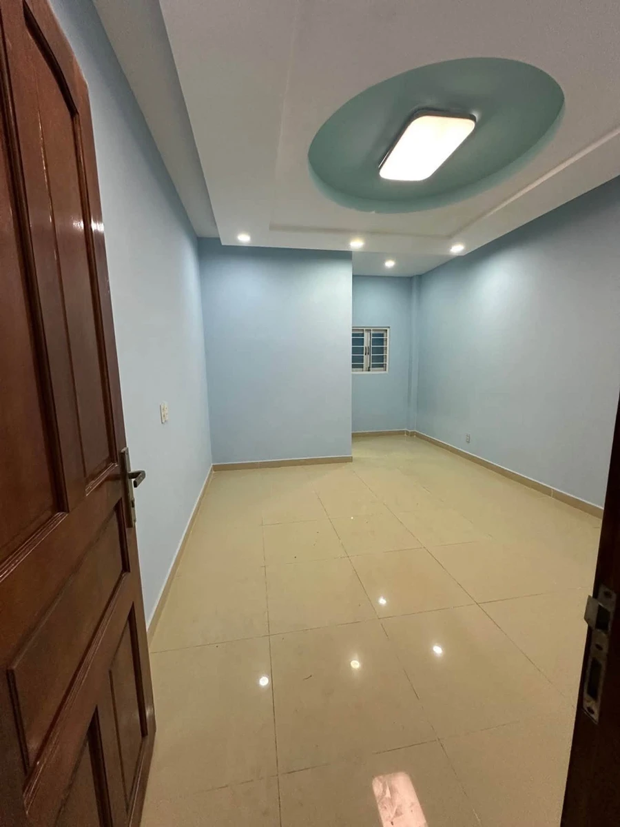 Nhà 4 tầng 5 phòng 240m² Bình Tân giá 5 tỷ - Ảnh thu nhỏ 4