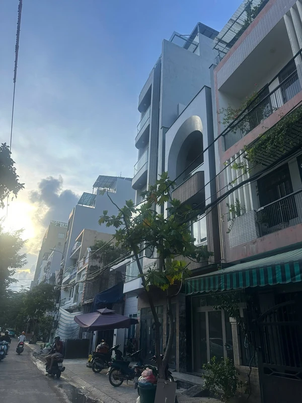 Bán đất mặt tiền Nguyễn Xuân Khoát sát biển Mỹ Khê 86m²