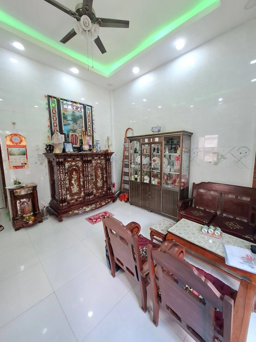 Bán nhà Quận 5 132m2 7 phòng ngủ 6,9 tỷ - Ảnh 1