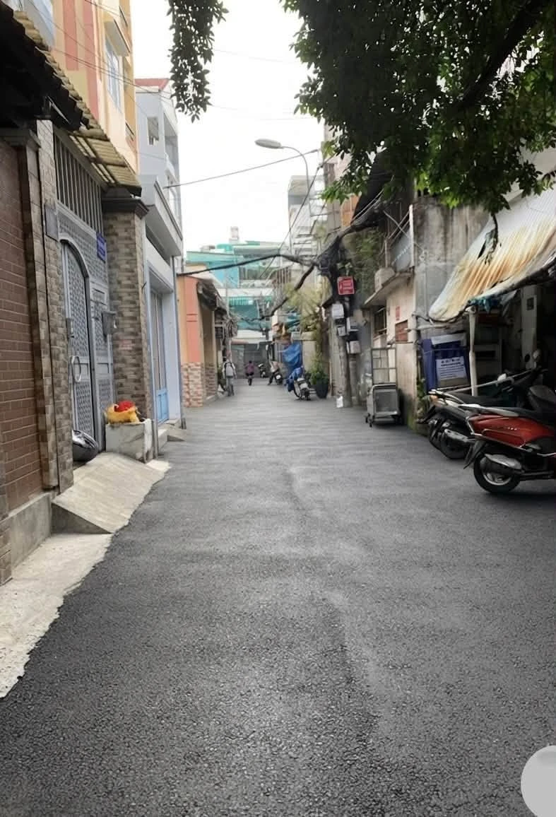 Bán nhà HXH 1 trệt 1 lầu 30m2 gần Emart Phan Văn Trị, Gò Vấp, giá 2,75 tỷ - Ảnh thu nhỏ 2