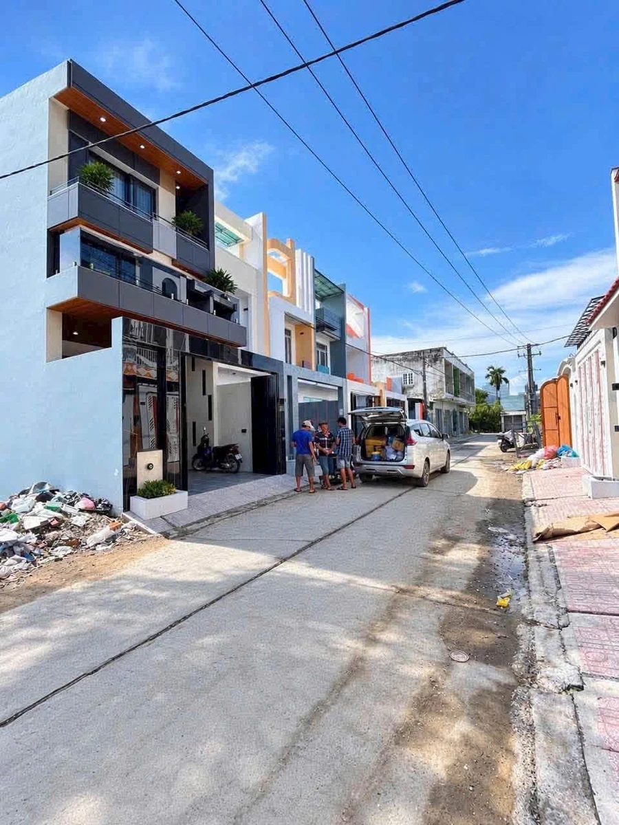 Bán nhà phố 103.5m² 3 phòng ngủ 3 tỷ 750 Tây Ninh - Ảnh thu nhỏ 2