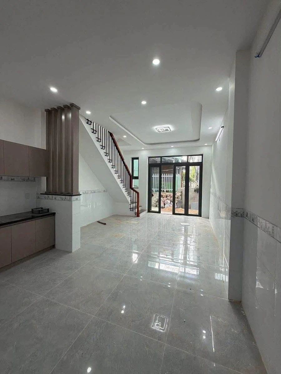Bán nhà hẻm 50m2 gần Chợ Hoa Lư, Quy Nhơn, 2 tỷ 4 - Ảnh thu nhỏ 3