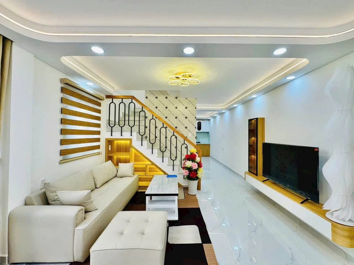 Bán nhà hẻm 3 tầng 4PN 46m2 gần chợ Bà Chiểu, Bình Thạnh, giá 6,4 tỷ - Ảnh thu nhỏ 2