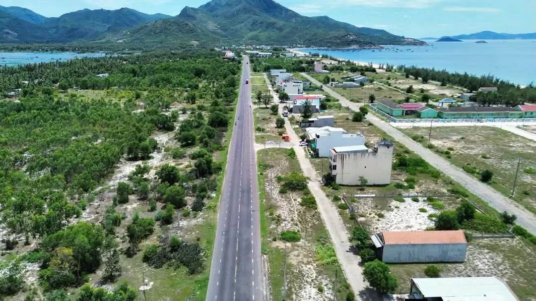 Bán lô đất 375m² khu biệt thự Phú Yên giá 3 tỷ - Ảnh 1