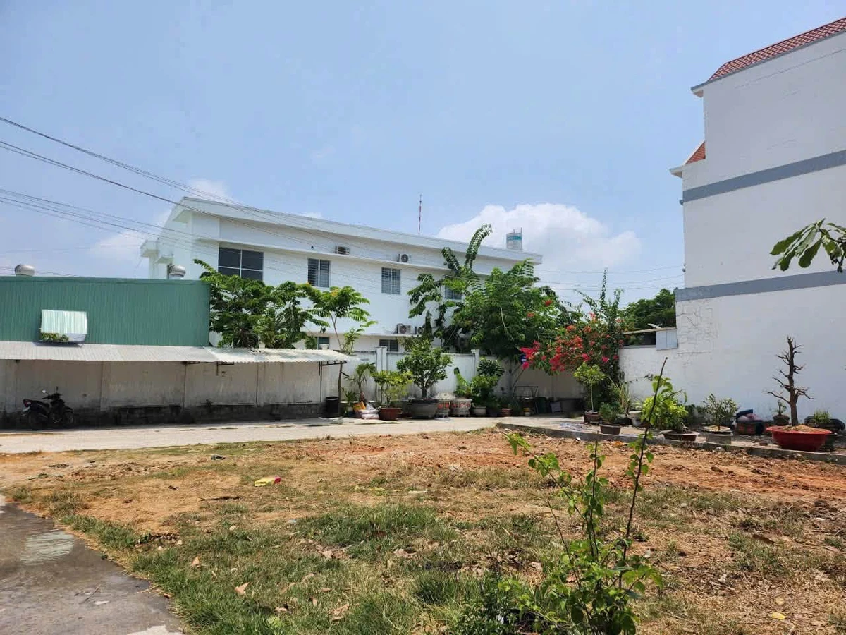 Bán lô thổ cư góc 2 mặt tiền 152m² Bình Thuận - Ảnh thu nhỏ 2