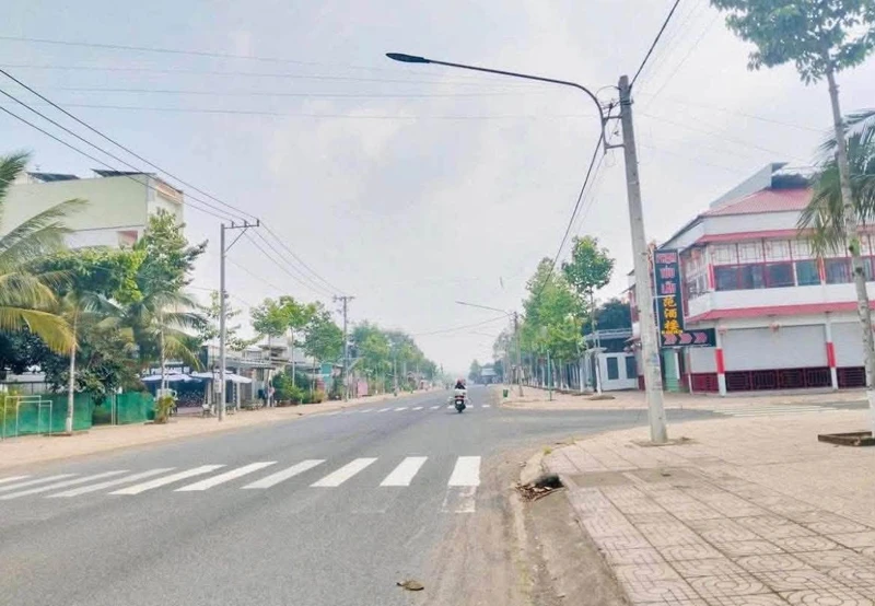Bán đất TDC Tân Đồng 180m2 mặt tiền Lê Lợi, Đồng Nai