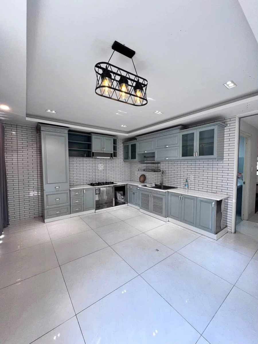 Bán nhà 5 tầng mặt tiền Lê Hoàn, 100m², 11,5 tỷ, Thủ Đức - Ảnh thu nhỏ 3