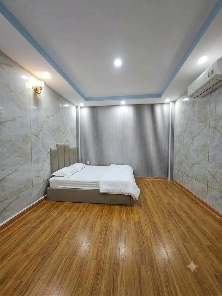 Bán nhà hẻm xe hơi 4 lầu 64m² giá 4,5 tỷ Quận 12 - Ảnh thu nhỏ 2