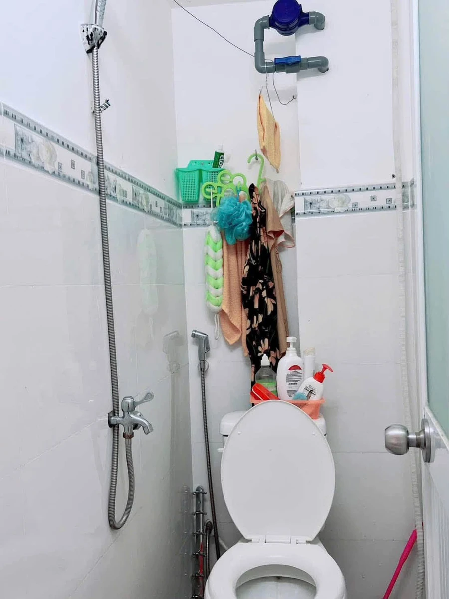 Bán nhà hẻm Tôn Đản Quận 4, 33.5m2, trệt 2 lầu, 4PN, giá nhỉnh 3 tỷ - Ảnh thu nhỏ 3