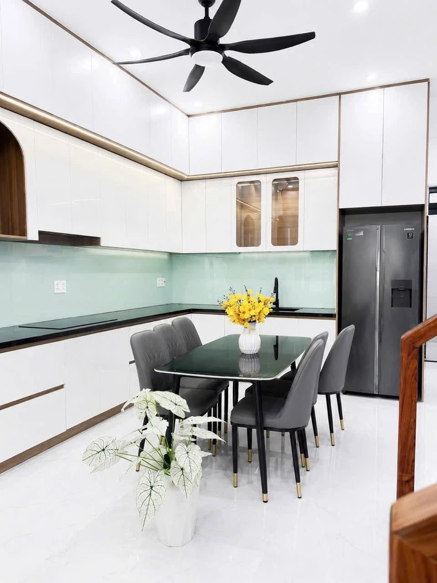 Bán nhà mặt tiền Nguyễn Trường Tộ 3PN 2WC 105m² - 2.96 tỷ - Ảnh thu nhỏ 5