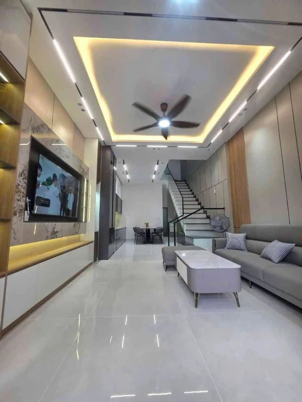 Bán nhà kiệt Hoàng Văn Thái, Hòa Khánh, 64m², 3 tầng, nhỉnh 4 tỷ