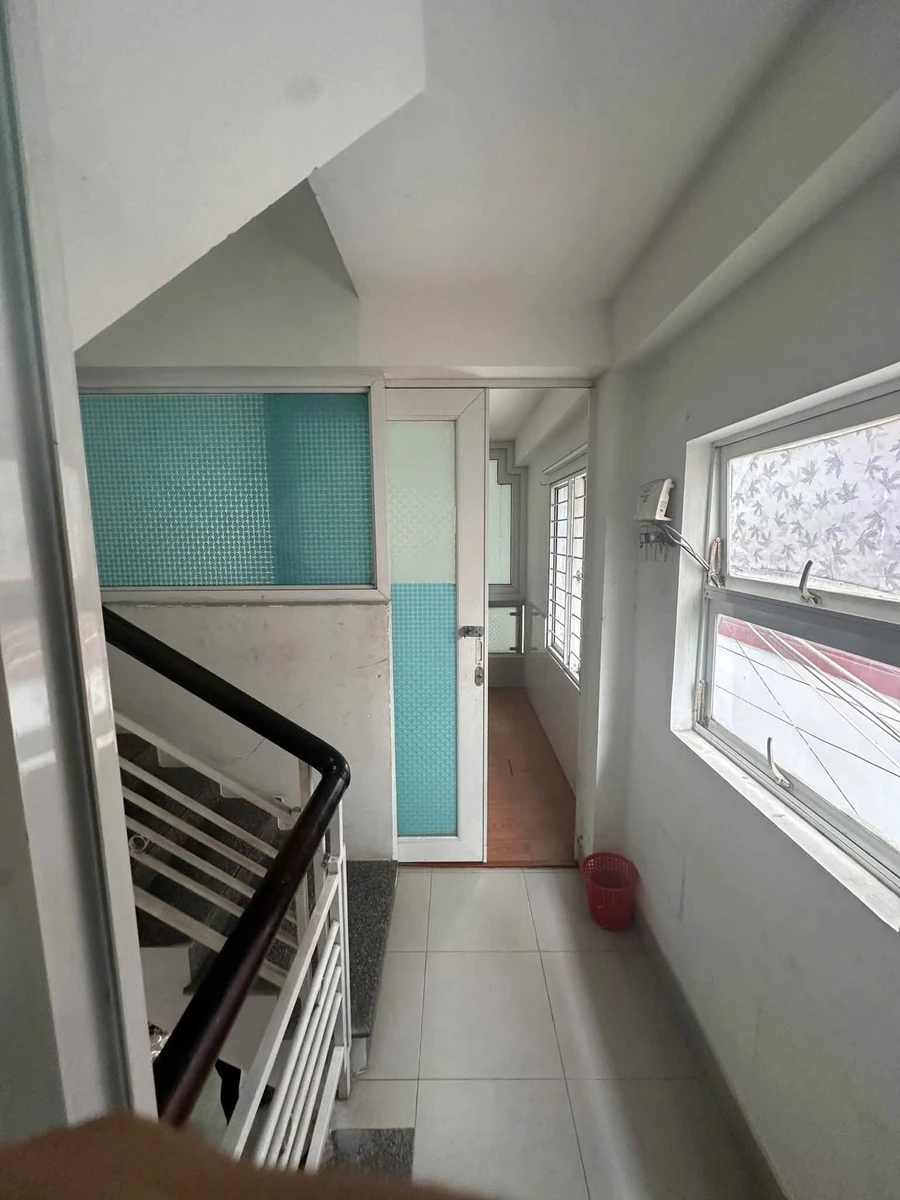 Bán nhà mặt tiền Lê Hồng Phong 36.6m2, 2 phòng ngủ, 6.5 tỷ - Ảnh 1