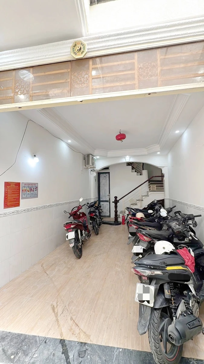 Bán nhà phố thương mại 48m² 7 phòng ngủ Nguyễn Thượng Hiền - Ảnh 1
