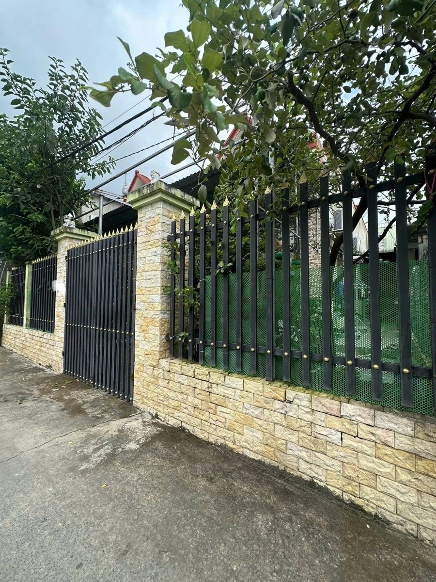 Bán biệt thự sân vườn 176m2 (11x16) hẻm xe hơi, Phạm Văn Hai, Bình Chánh, giá 5,4 tỷ - Ảnh thu nhỏ 4