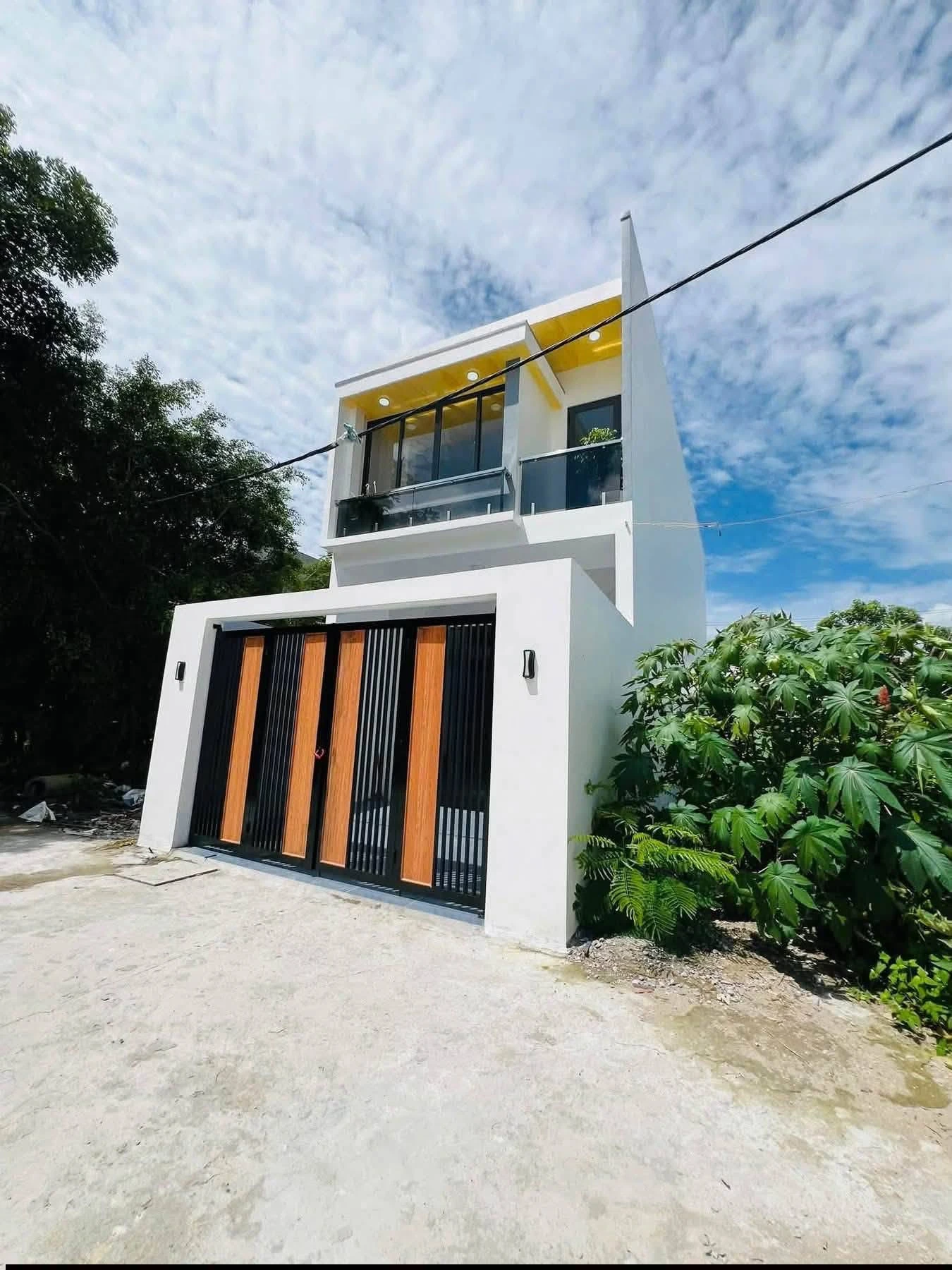 Bán nhà mới xây 1 trệt 1 lầu 100m2 KDC Đại Dương, gần AEON Tân An, giá 3,199 tỷ - Ảnh 1