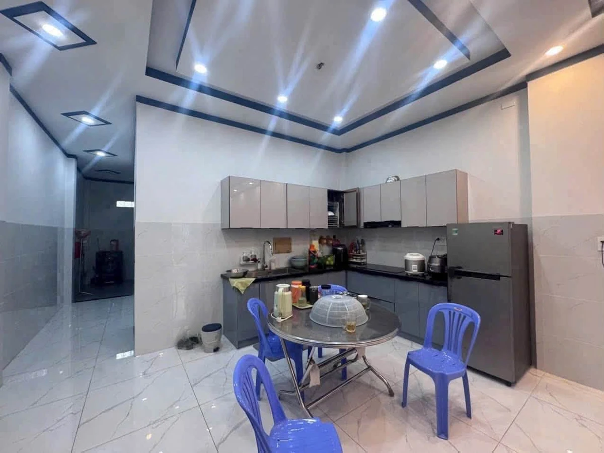 Bán nhà 3PN 75m² gần Bệnh viện Đông Nai Quận 7 - Ảnh thu nhỏ 2