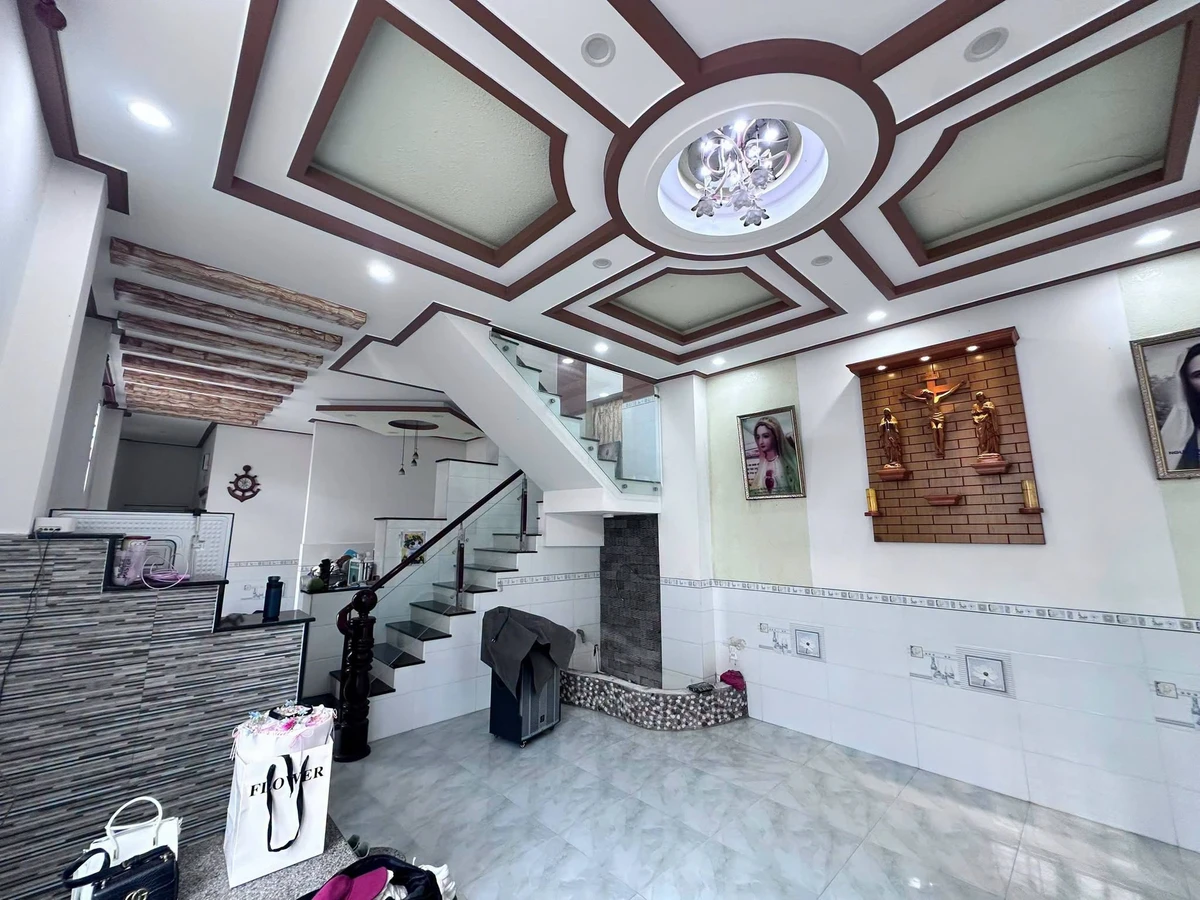 Bán nhà 1 trệt 1 lầu mặt tiền 240m2 gần chợ Kp6, Biên Hoà - Ảnh thu nhỏ 3