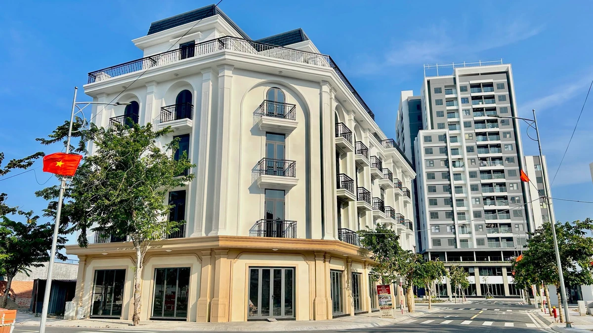 Bán shophouse 330m2, 6PN trung tâm Phan Rang 738 triệu - Ảnh thu nhỏ 2