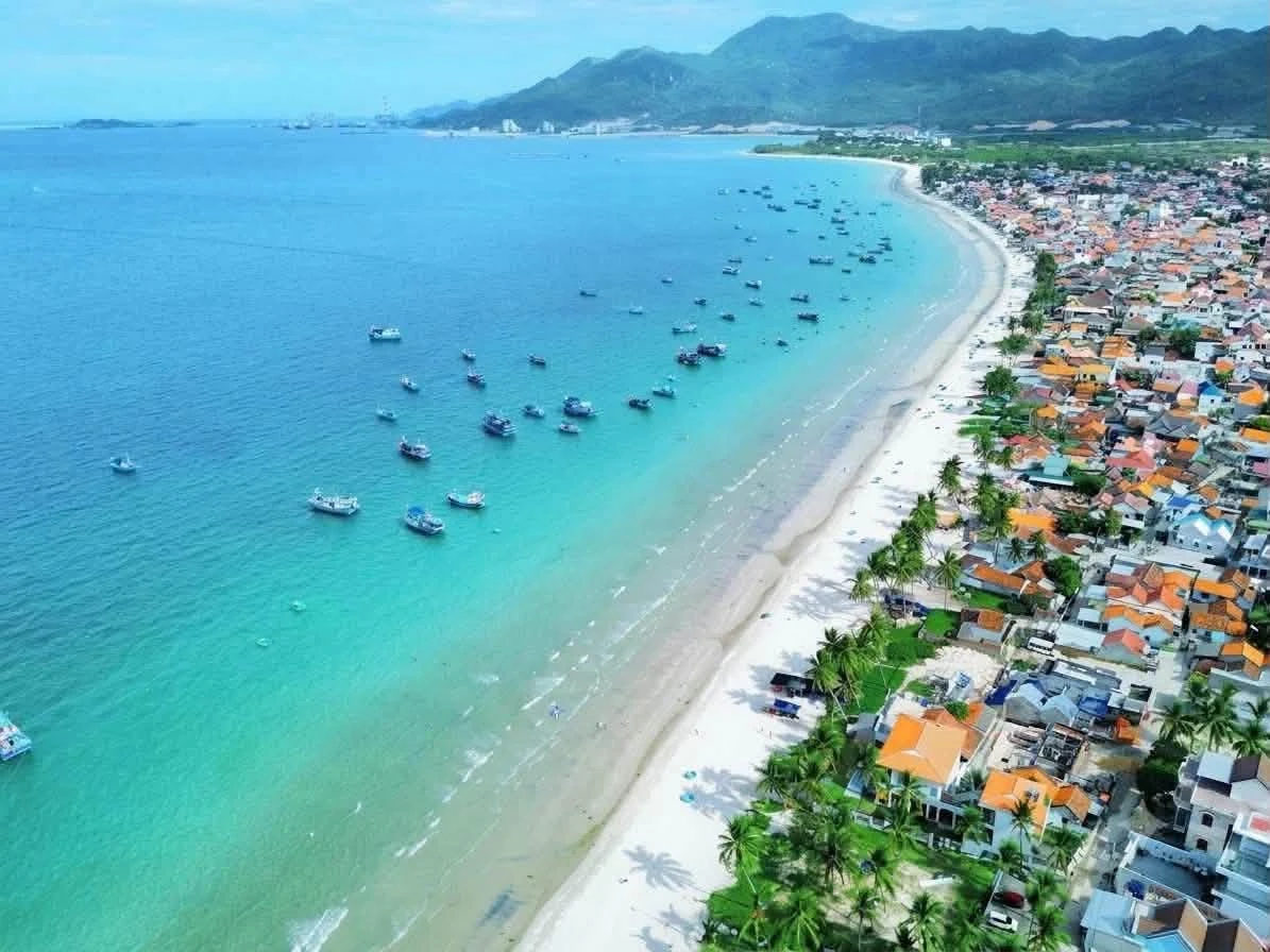 Bán homestay view biển Dốc Lết 230m2, 13 tỷ - Ảnh thu nhỏ 3