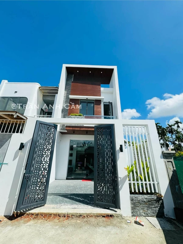 Nhà 2 tầng 97m² 3 PN 2 WC Quảng Ngãi 2 tỷ 1