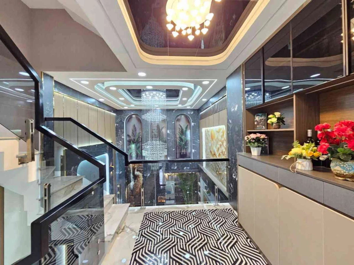 Nhà mặt tiền 5 tầng 64m2 Thới An Quận 12 giá 7.2 tỷ - Ảnh thu nhỏ 5
