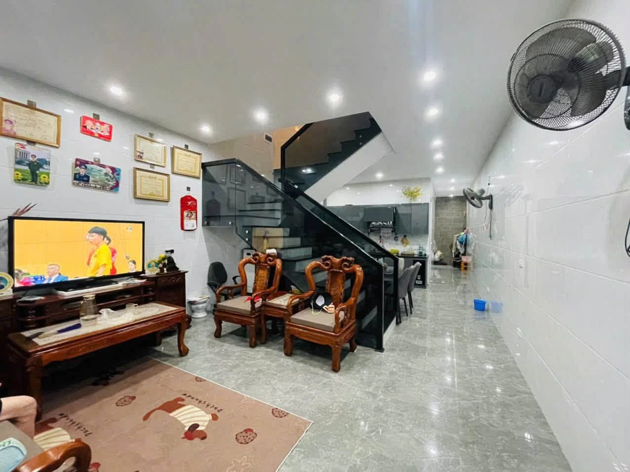 Bán nhà 82.2m² khối Ngũ Lộc gần Hải Thượng Lãng Ông, giá 3 tỷ 8 - Ảnh 1