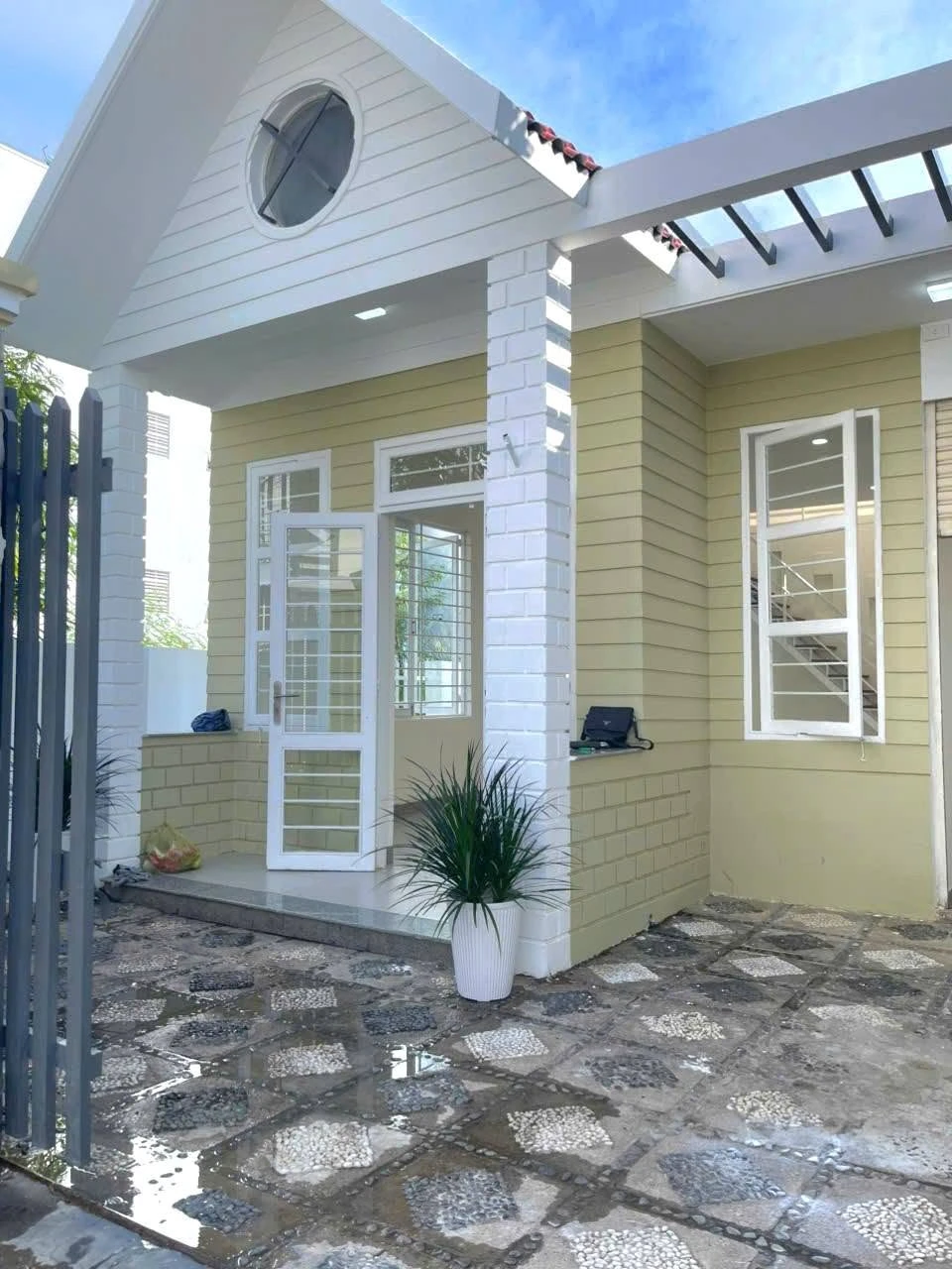 Bán nhà 3PN 155,6m2 đường Xóm Chiếu, Phường Tây Nha Trang, giá 4,95 tỷ - Ảnh 1
