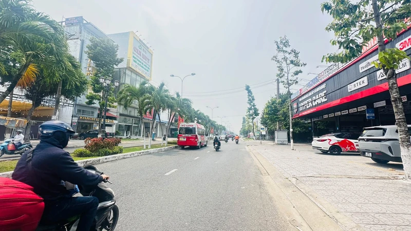 Bán nhà Bình Chánh 150m² 5 phòng ngủ 3,4 tỷ datxaytrohue